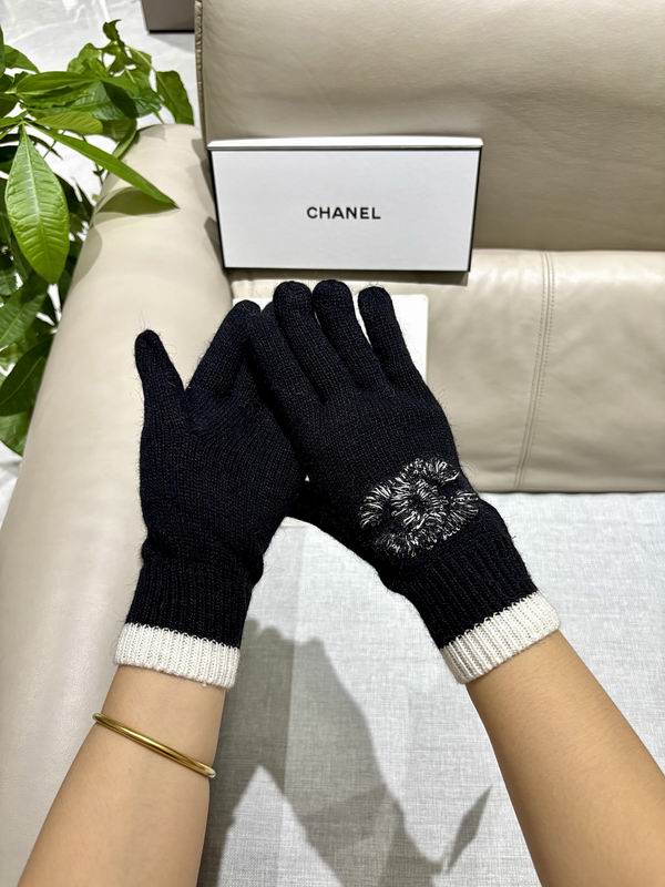 Chanel gloves hm89